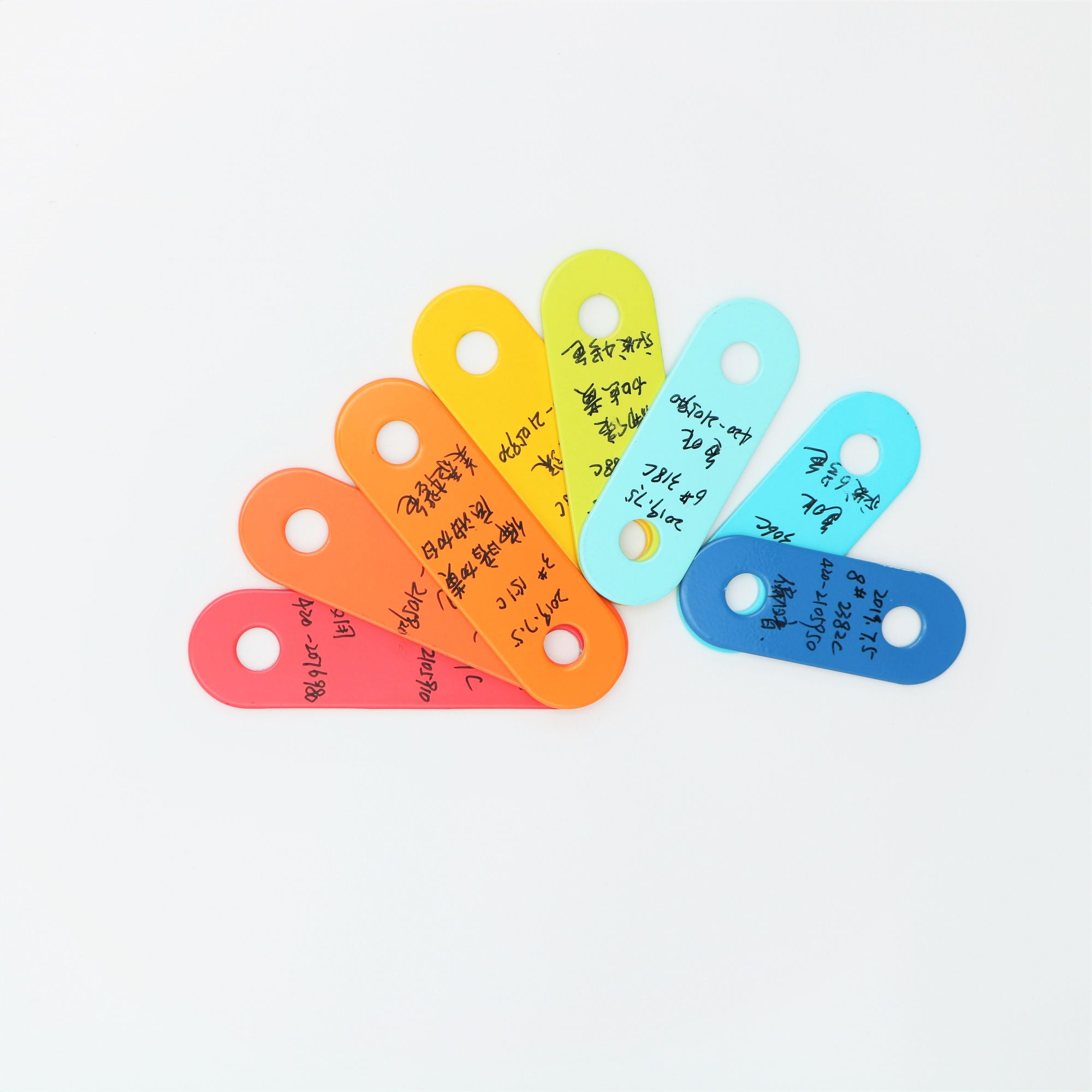 إكسسوارات لعبة بيانو للأطفال مكونة من ثماني ملاحظات ملونة منتشرة