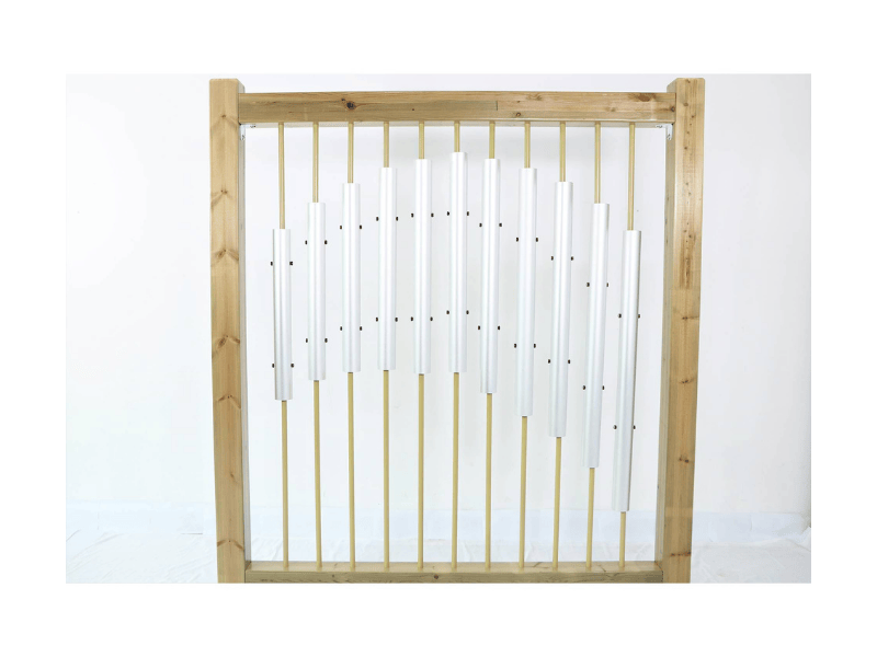 آلة موسيقية في الهواء الطلق العملاق الدقات